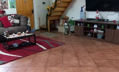 A PASOS DE CALLE ADOLFO NOVOA