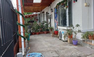 A PASOS DE CALLE ADOLFO NOVOA