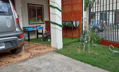 A PASOS DE CALLE ADOLFO NOVOA