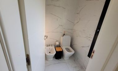 Se vende casa una planta, 3 dormitorios en Country Causana