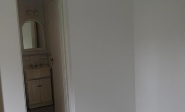 Excelente casa en pequeño y exclusivo  barrio cerrado!