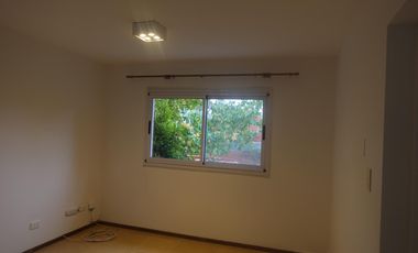Excelente casa en pequeño y exclusivo  barrio cerrado!