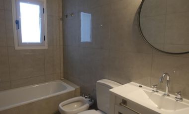 Excelente casa en pequeño y exclusivo  barrio cerrado!