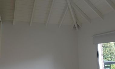 Excelente casa en pequeño y exclusivo  barrio cerrado!