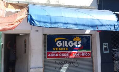 Venta Casa 3 Amb   C/2 locales.  S/L 11x14M² en Ciudadela -  ideal destino comercial