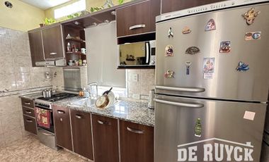 Casa 3 ambientes Quilmes Oeste a pasos de Calchaqui