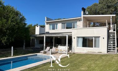 Casa en  venta en Costa Esmeralda