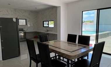 Casa de 4 Recámaras y Piscina a 150mts de la Playa en Chicxulub Puerto, Yucatán