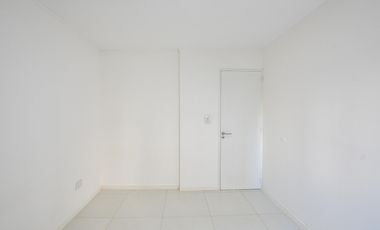 departamento 2 dormitorios frente balcon centro plaza moreno