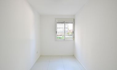 departamento 2 dormitorios frente balcon centro plaza moreno