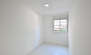 departamento 2 dormitorios frente balcon centro plaza moreno