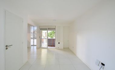departamento 2 dormitorios frente balcon centro plaza moreno