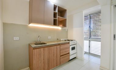 departamento 2 dormitorios frente balcon centro plaza moreno