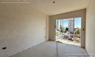 Departamento 3 ambientes en Venta Bernal Centro.