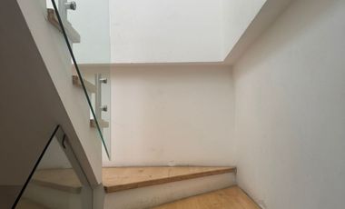 Townhouse en renta en Lago Constanza 47