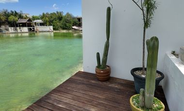 CASA EN VENTA FRENTE LAGUNA LAGOS DEL SOL CANCUN