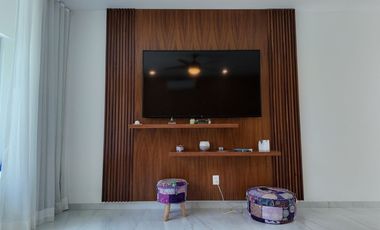CASA EN VENTA FRENTE LAGUNA LAGOS DEL SOL CANCUN