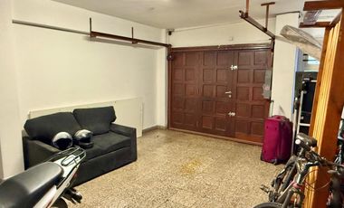 Casa de 5 ambientes en parque luro