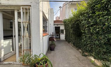 VENTA CHALET 4 AMBIENTES BARRIO CHAUVIN !