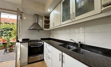 VENTA CHALET 4 AMBIENTES BARRIO CHAUVIN !