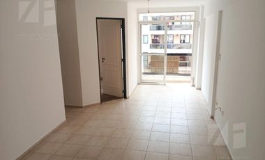 Alquiler 1 Dormitorio, frente con Balcón