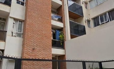 Alquiler 1 Dormitorio, frente con Balcón