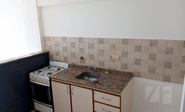 Alquiler 1 Dormitorio, frente con Balcón
