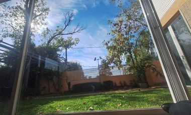 Moderna y funcional Casa en Alquiler en Barrio Privado Barrancas de San Isidro Impecable!