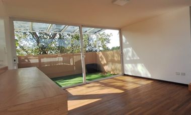 Moderna y funcional Casa en Alquiler en Barrio Privado Barrancas de San Isidro Impecable!