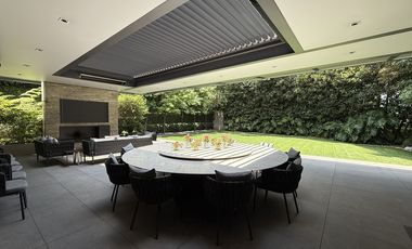 Casa en Venta en Privada en Bosques de las Lomas