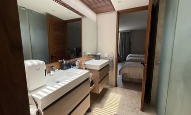 Casa en Venta en Privada en Bosques de las Lomas