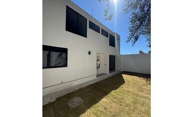 CASA NUEVA EN RENTA A 5 SOLO MINUTOS TEC APIZACO