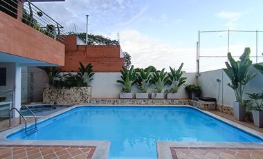 Se Alquila Hermoso Apartamento Dúplex En Menga, Quinto Piso Con Ascensor