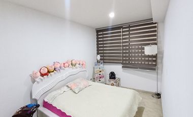 Se Alquila Hermoso Apartamento Dúplex En Menga, Quinto Piso Con Ascensor