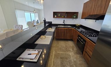Casa en Venta en Arbolada en Cancún, 3 Recámaras, Seguridad y Plusvalía
