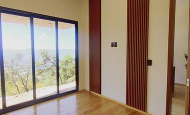 SAN GABRIEL IXTLA VALLE DE BRAVO, DEPARTAMENTO DE LUJO VENTA