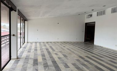 Casa en Renta Av. Bellavista, Col. Centro. Coatzacoalcos, Ver.