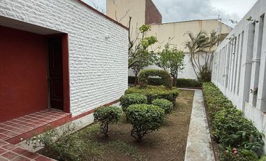 Casa en Renta Av. Bellavista, Col. Centro. Coatzacoalcos, Ver.