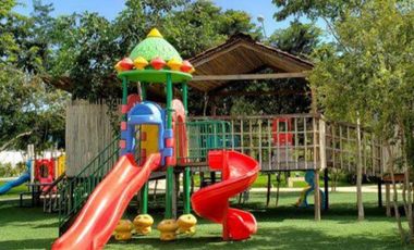 Renta Casa en Cholul de 4 recámaras Amueblada y con Piscina