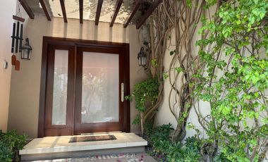 Casa en VENTA colindante a fairway del hoyo 10, Fracc. Club de Golf Villa Rica
