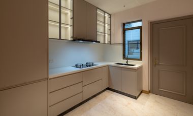 Brand-New 5-Bedroom Luxury Home in Saraphi Chiang Mai