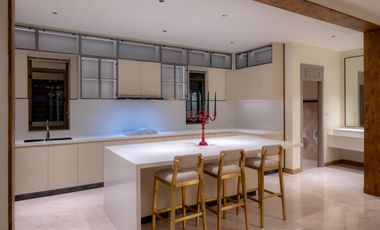 Brand-New 5-Bedroom Luxury Home in Saraphi Chiang Mai