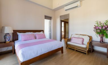 Brand-New 5-Bedroom Luxury Home in Saraphi Chiang Mai
