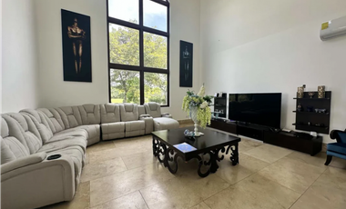 VENTA CASA SANTA MARIA FAIRWAY ESTATE