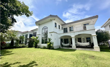 VENTA CASA SANTA MARIA FAIRWAY ESTATE