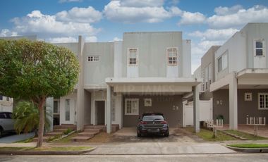 Remate: Venta de Casa en Brisas Norte. PH Victoria.