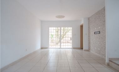 Remate: Venta de Casa en Brisas Norte. PH Victoria.