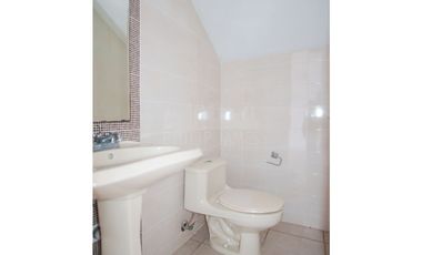 Remate: Venta de Casa en Brisas Norte. PH Victoria.