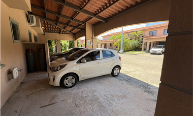 CASA EN VENTA PH VERSALLES 1 - REMATE BANCARIO - $240,000USD