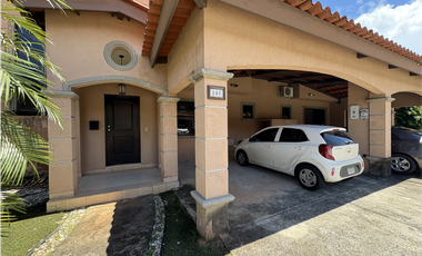 CASA EN VENTA PH VERSALLES 1 - REMATE BANCARIO - $240,000USD